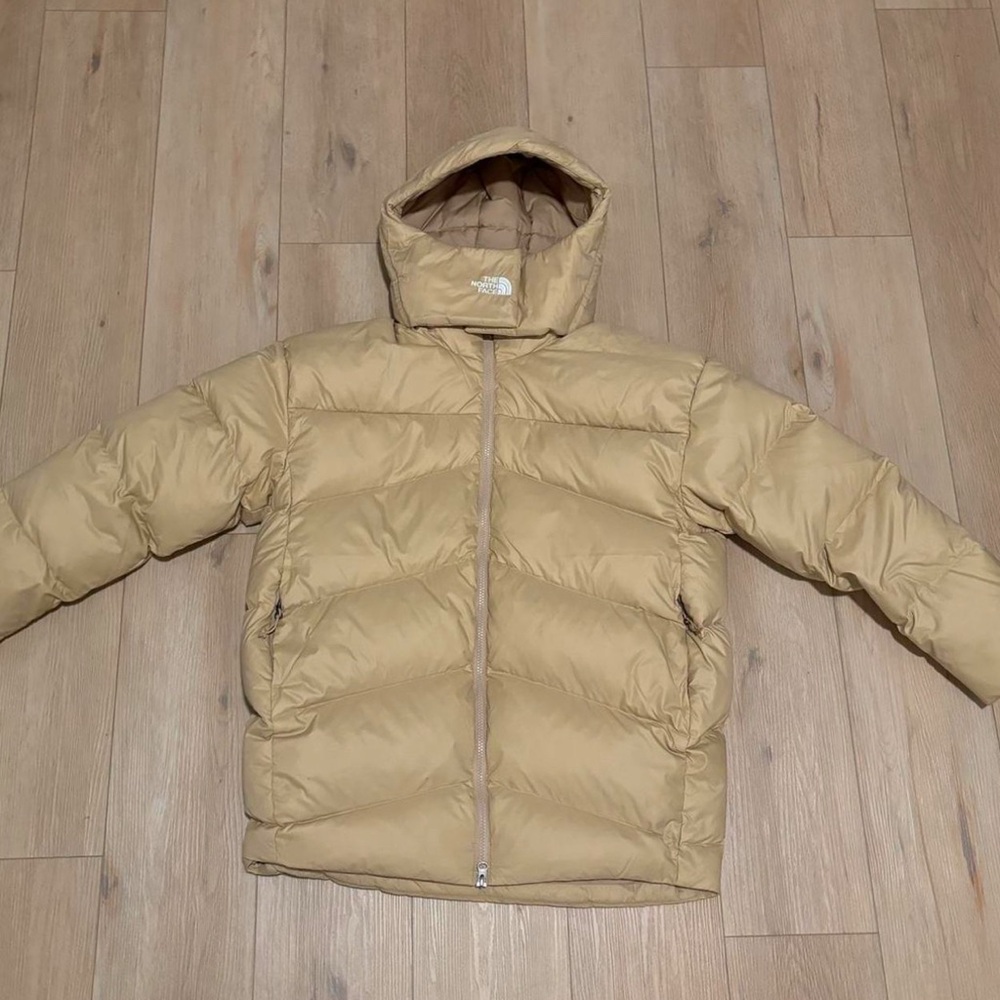 M - North Face 550. $100 OBO. Extremely warm. Great quality. Barely worn